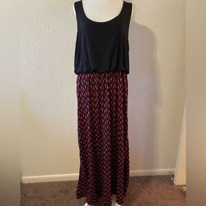 Nwt’s Derek Heart Black and Red Chevron Maxi Dress